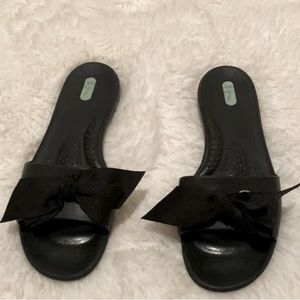 Large Oka B Madison Black Slide Sandal Sustainable